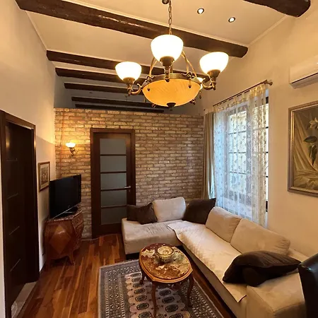 Downtown Peace Premium Apartment *